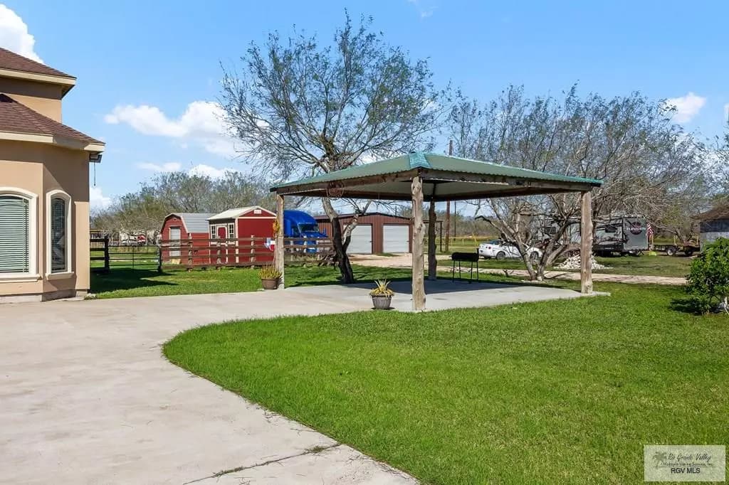 Property thumbnail 17