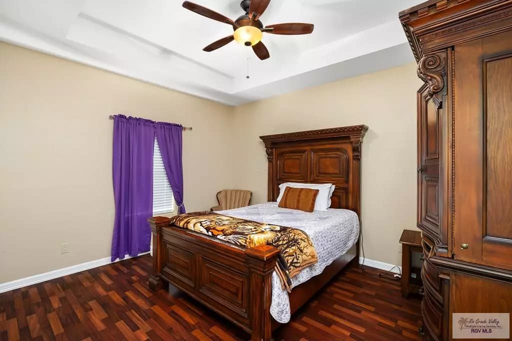 Property thumbnail 13
