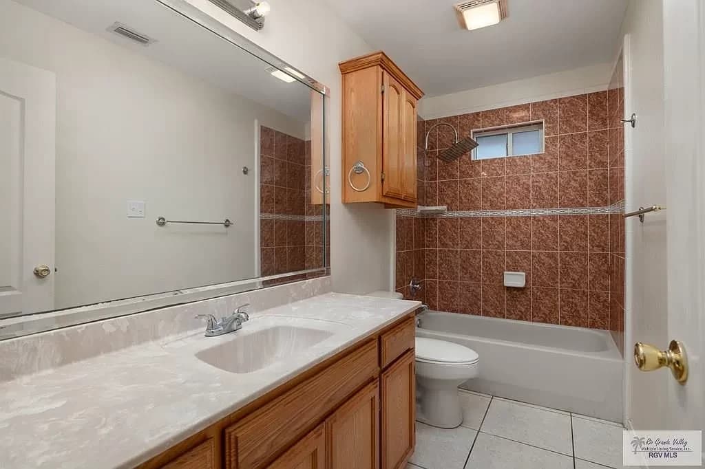 Property thumbnail 7