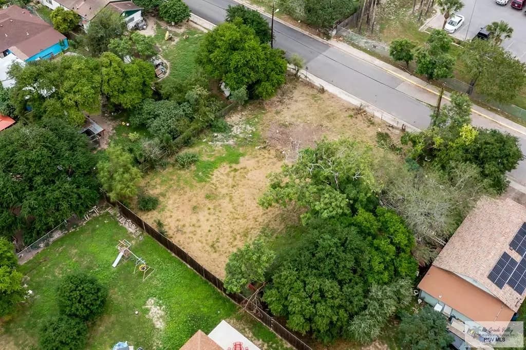 Property thumbnail 7