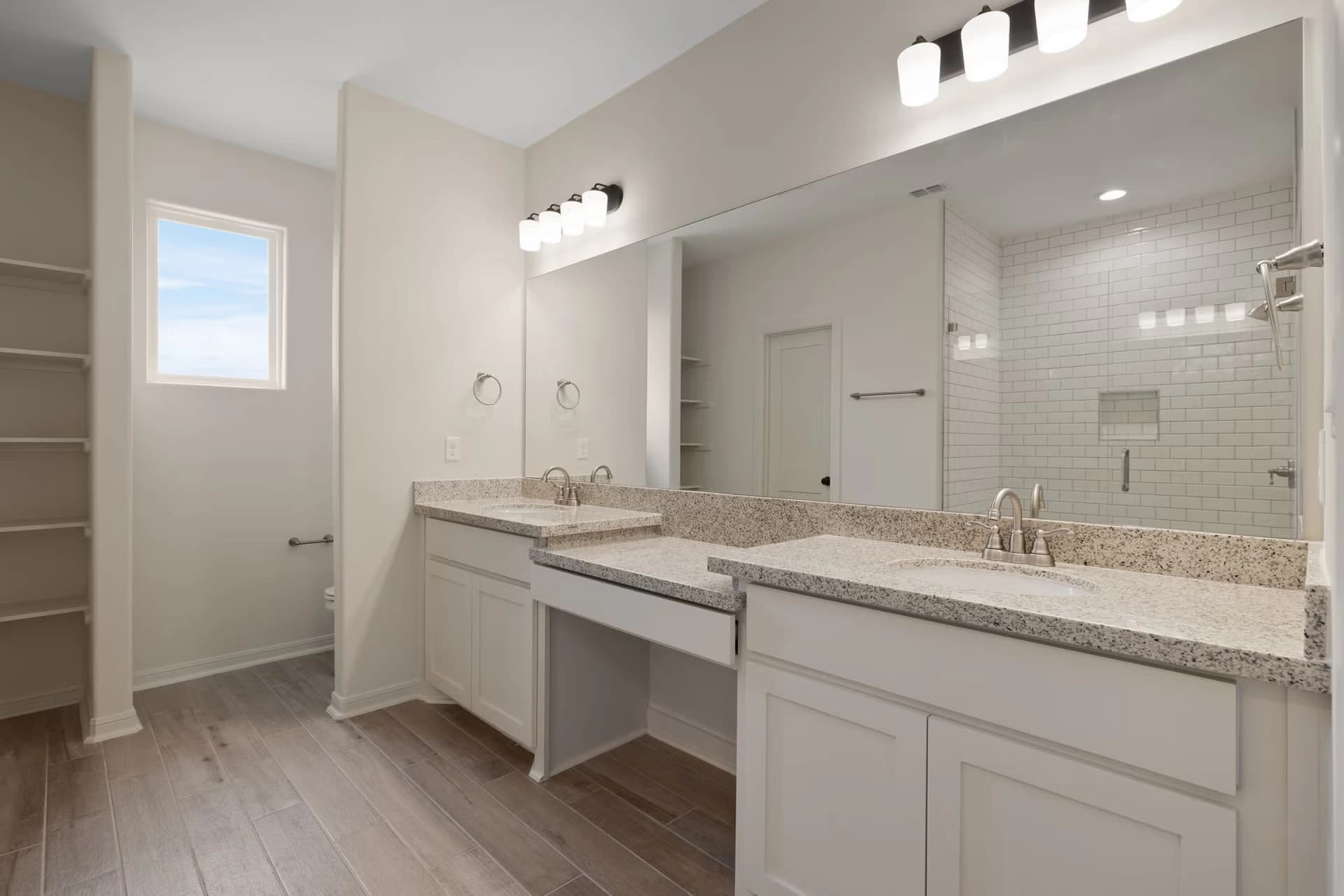 Property thumbnail 11