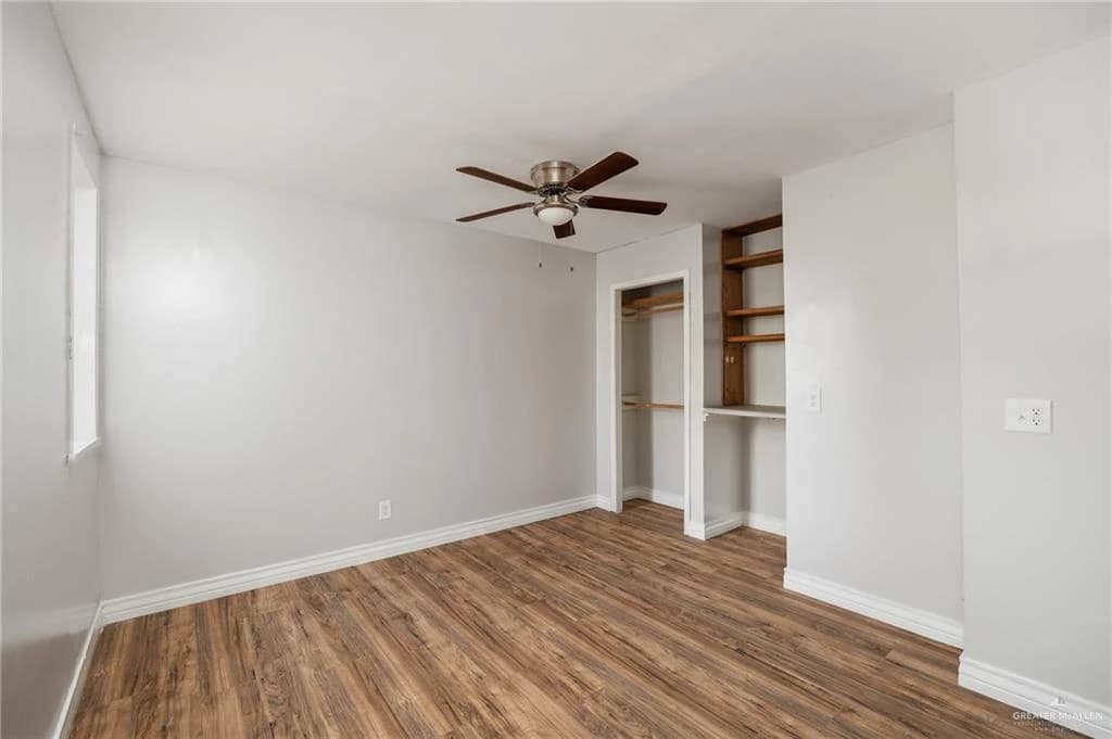 Property thumbnail 11