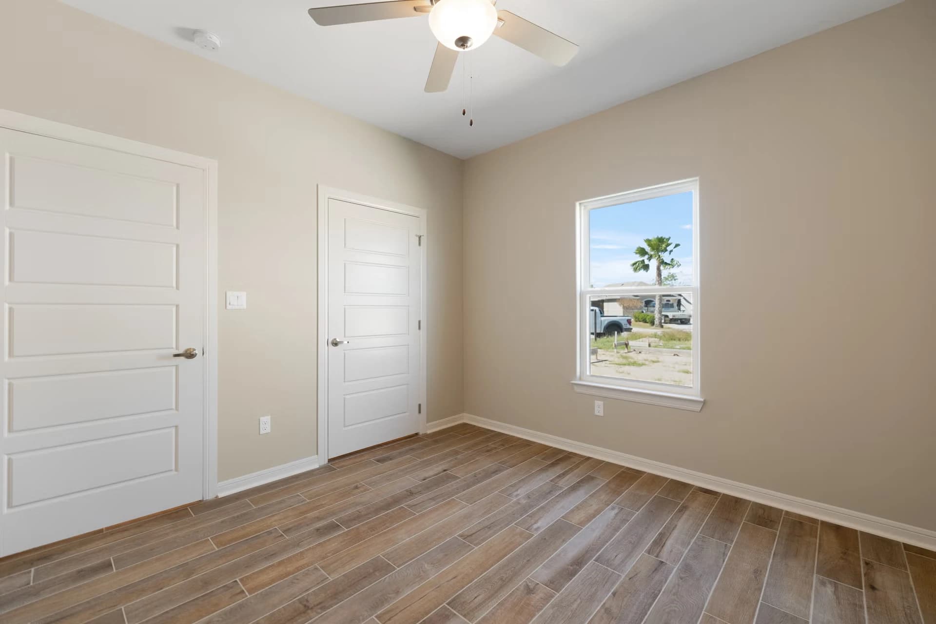 Property thumbnail 13