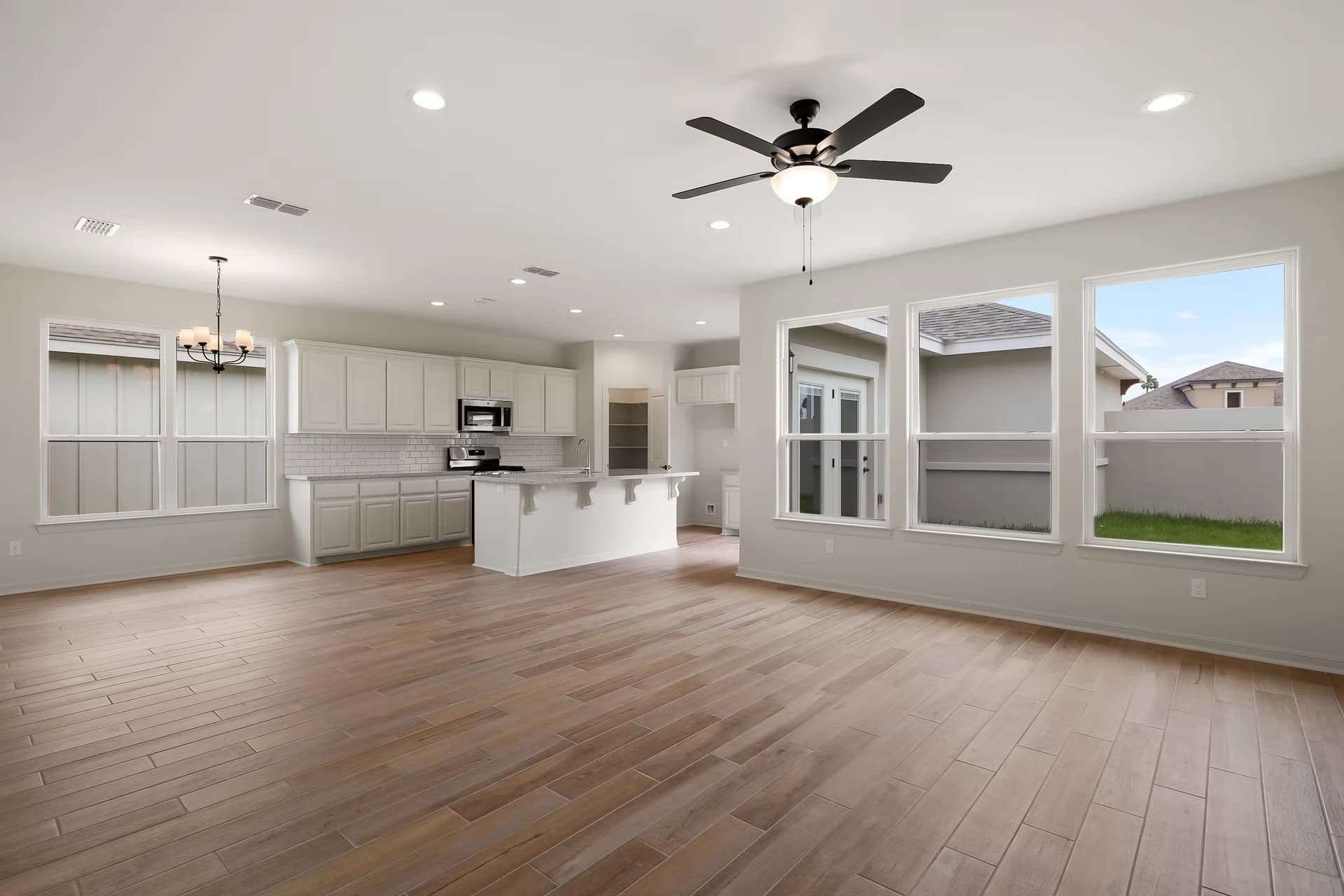 Property thumbnail 6