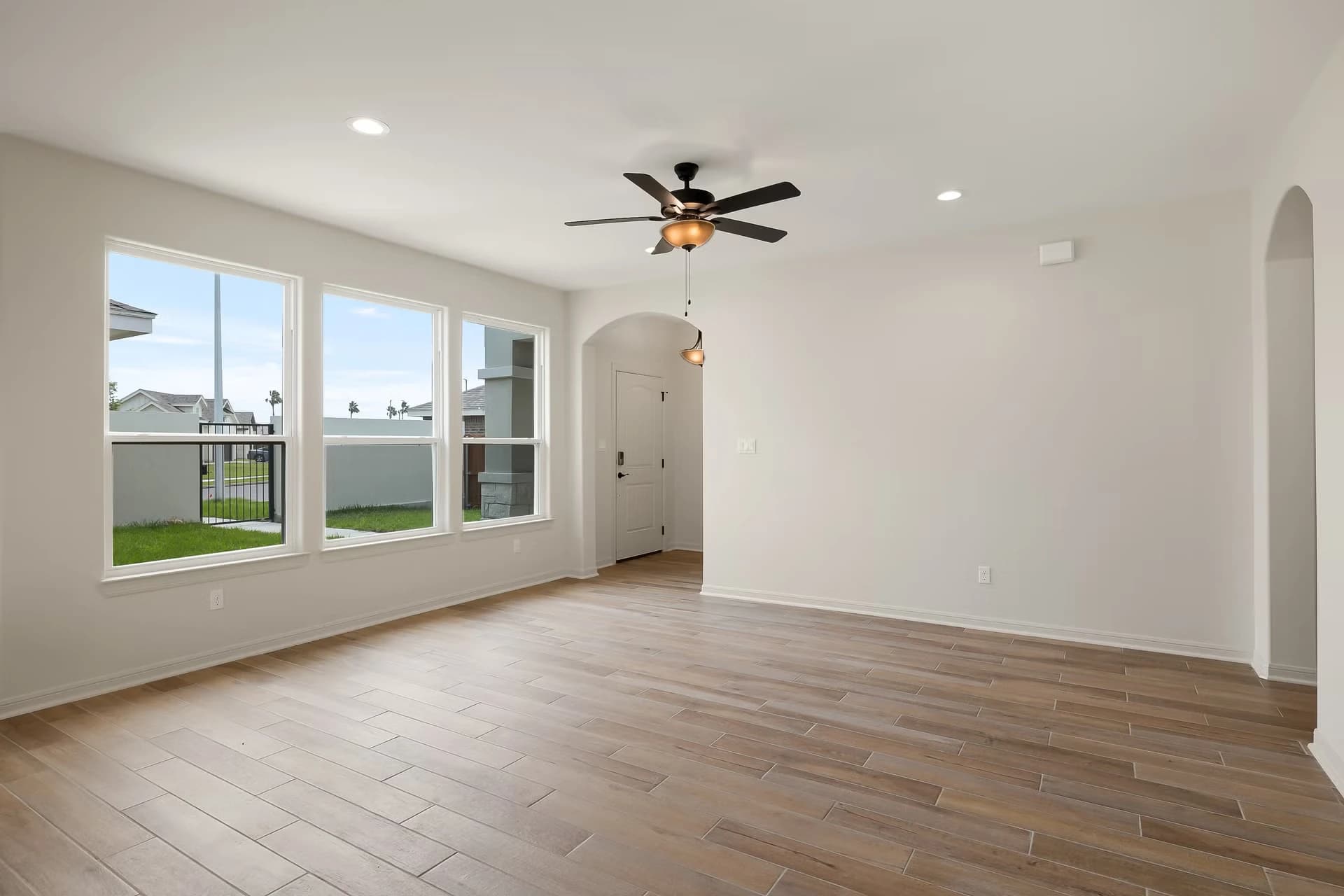 Property thumbnail 8