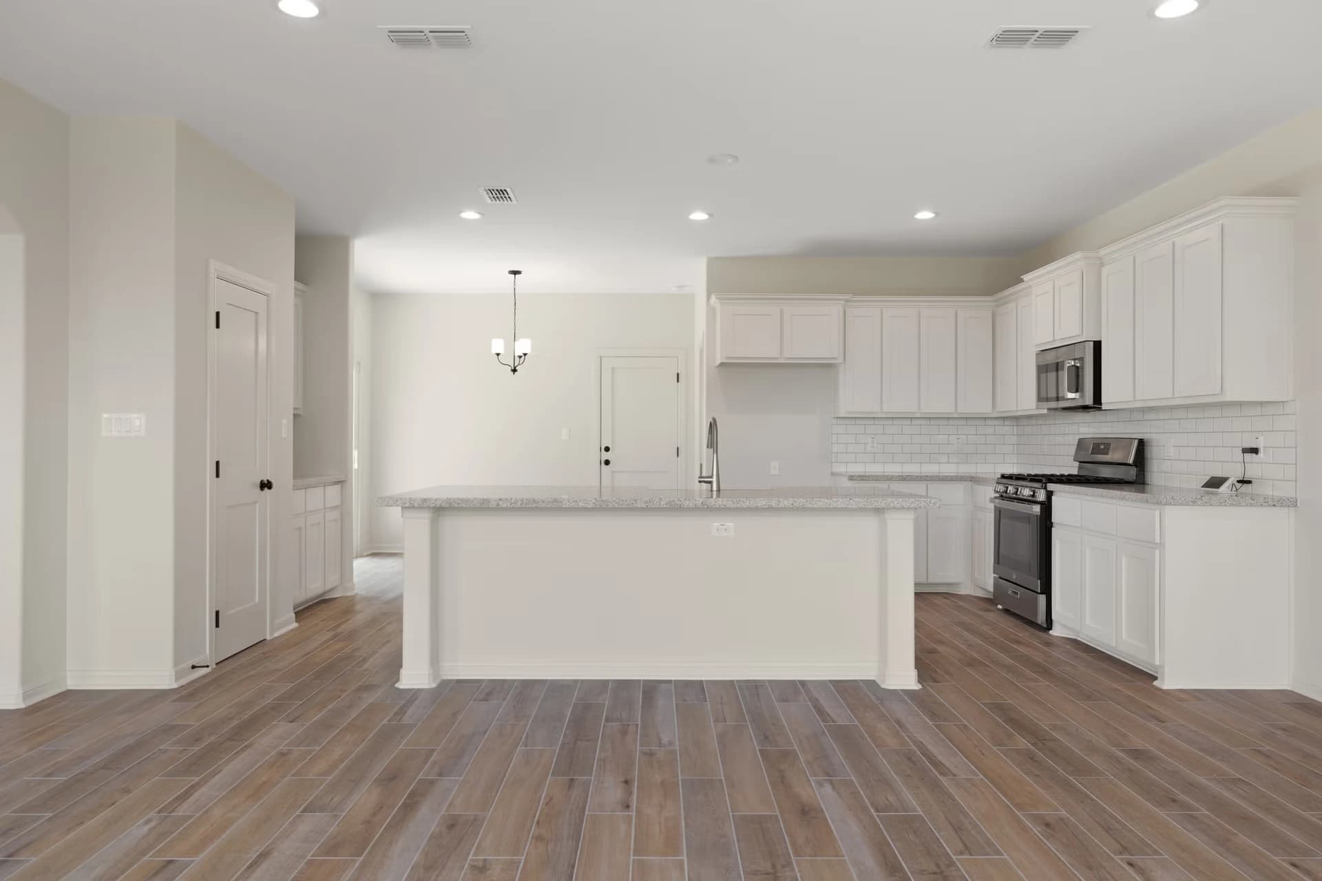 Property thumbnail 8